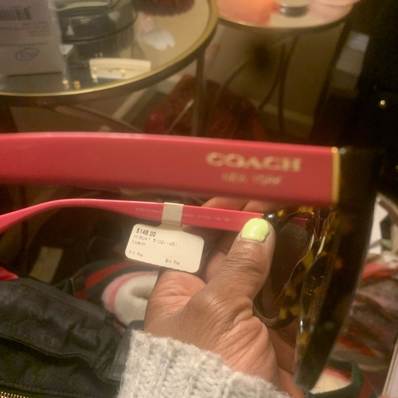 Coach sunglasses pink with leopard print… fun for the spring and summer! ;) - Picture 6 of 8